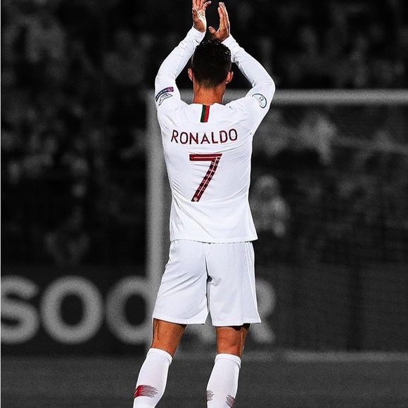 Meet your Posher, Jimmy - Picture 10 of 17